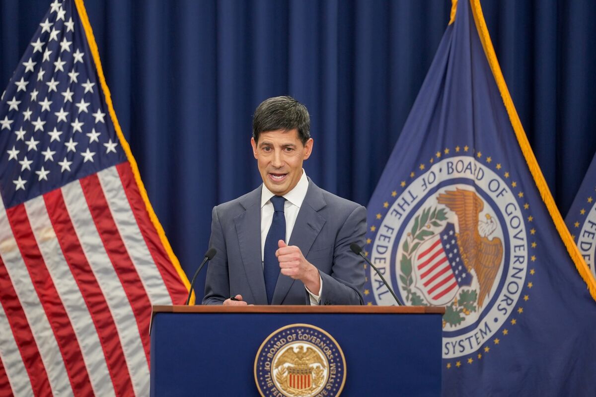 Fed Chair Kevin Warsh Considers Reducing Policy Meeting Frequency