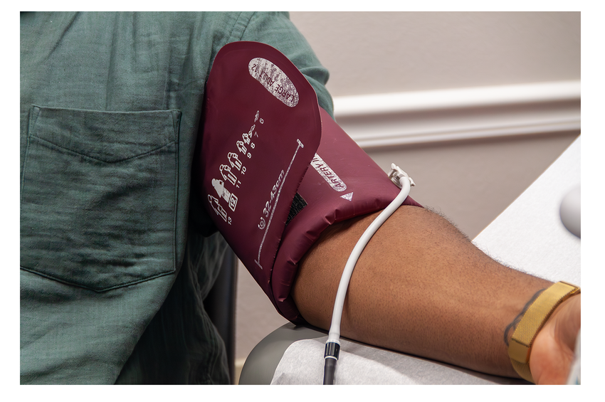 Blood pressure cuff