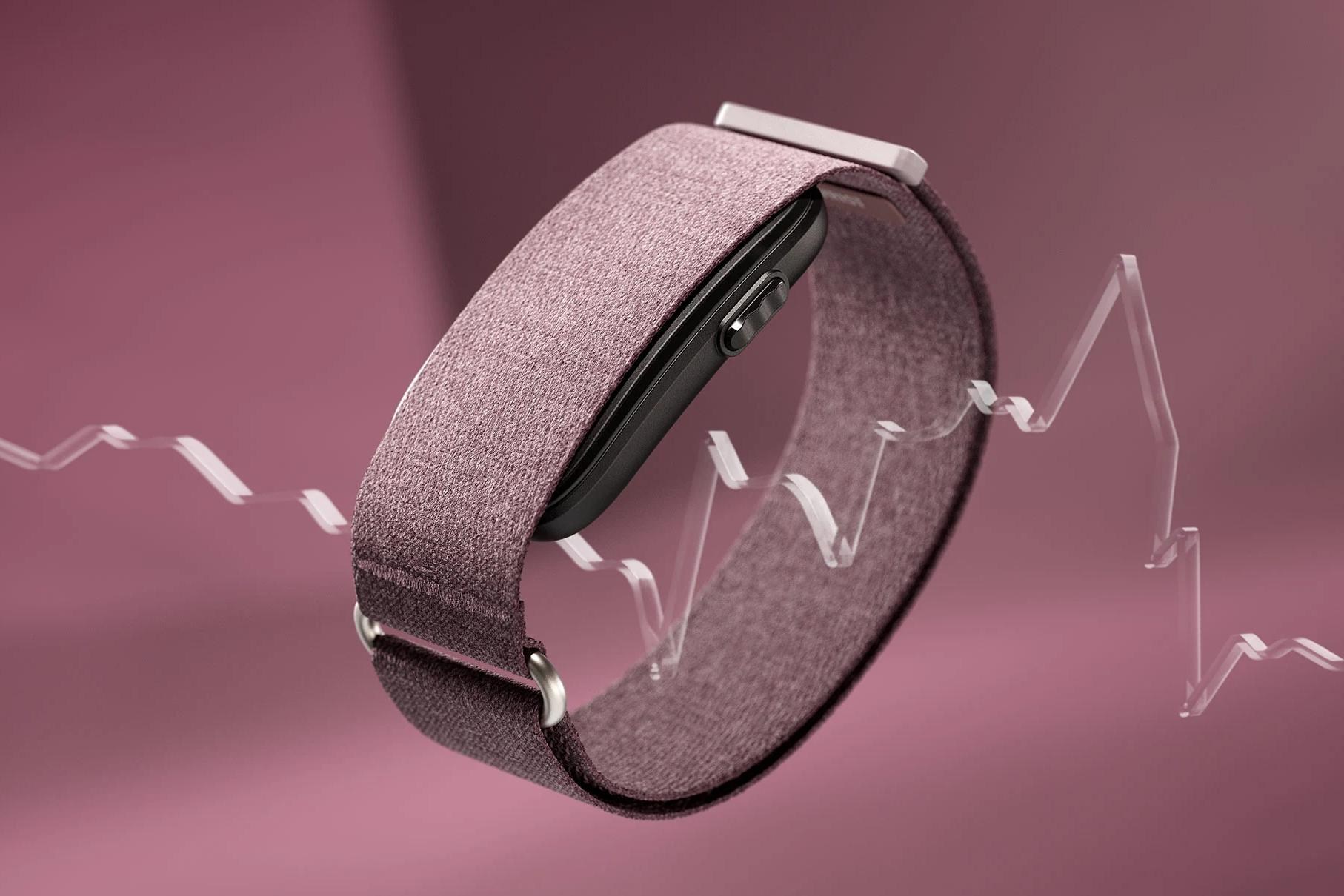 Garmin Enters Screenless Wearable Market with Cirqa Smart Band