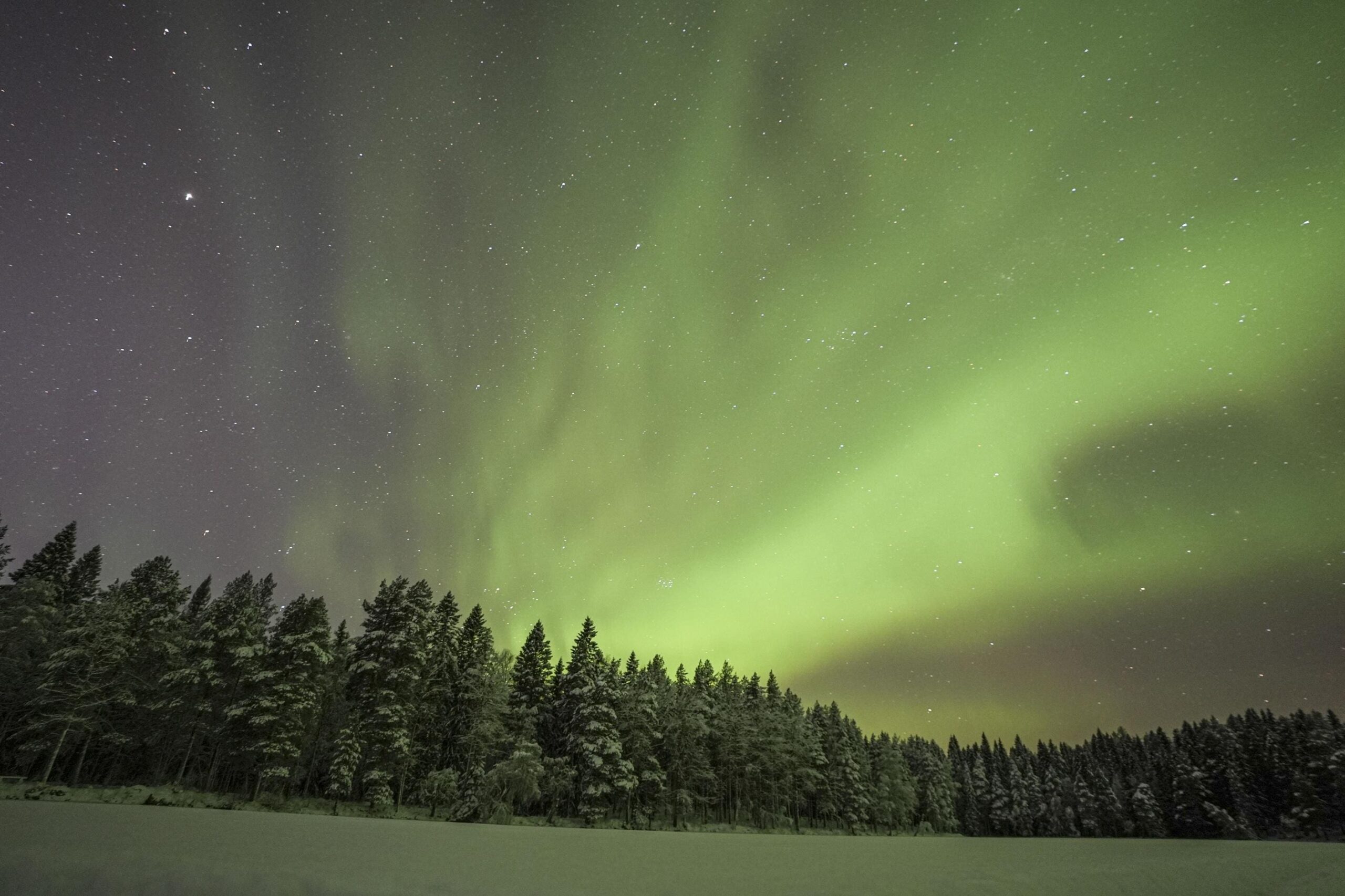 Northern Lights May Be Visible in 10 US States Tonight, NOAA Forecasts