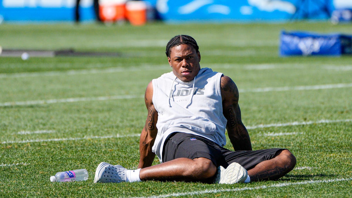 Jahmyr Gibbs Returns To Lions Practice Amid Contract Talks