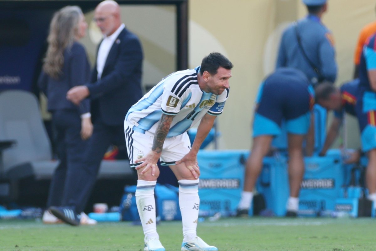Lionel Messi Faces No Pressure From Claudio Tapia Over Retirement