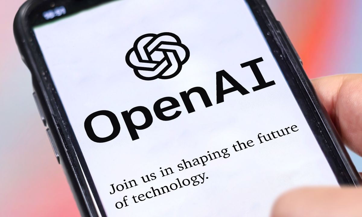 OpenAI Plans to Launch AI Smart Speaker in 2027