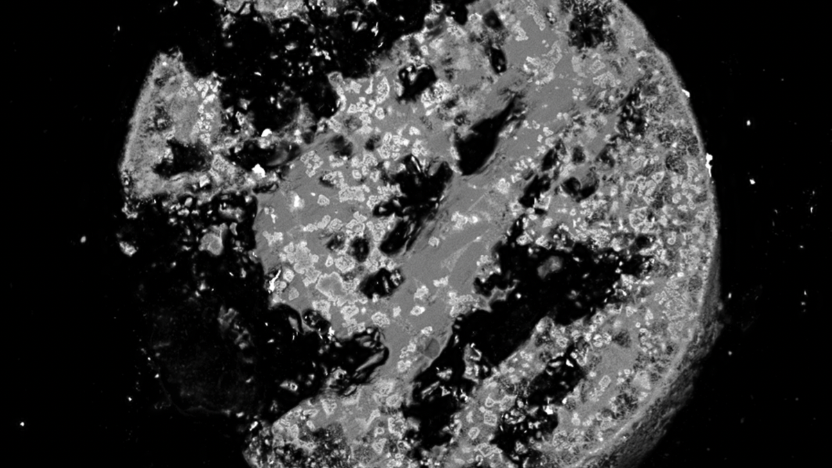 Hiroshima Blast Debris Yields Unknown Metal Alloy in Glass Beads