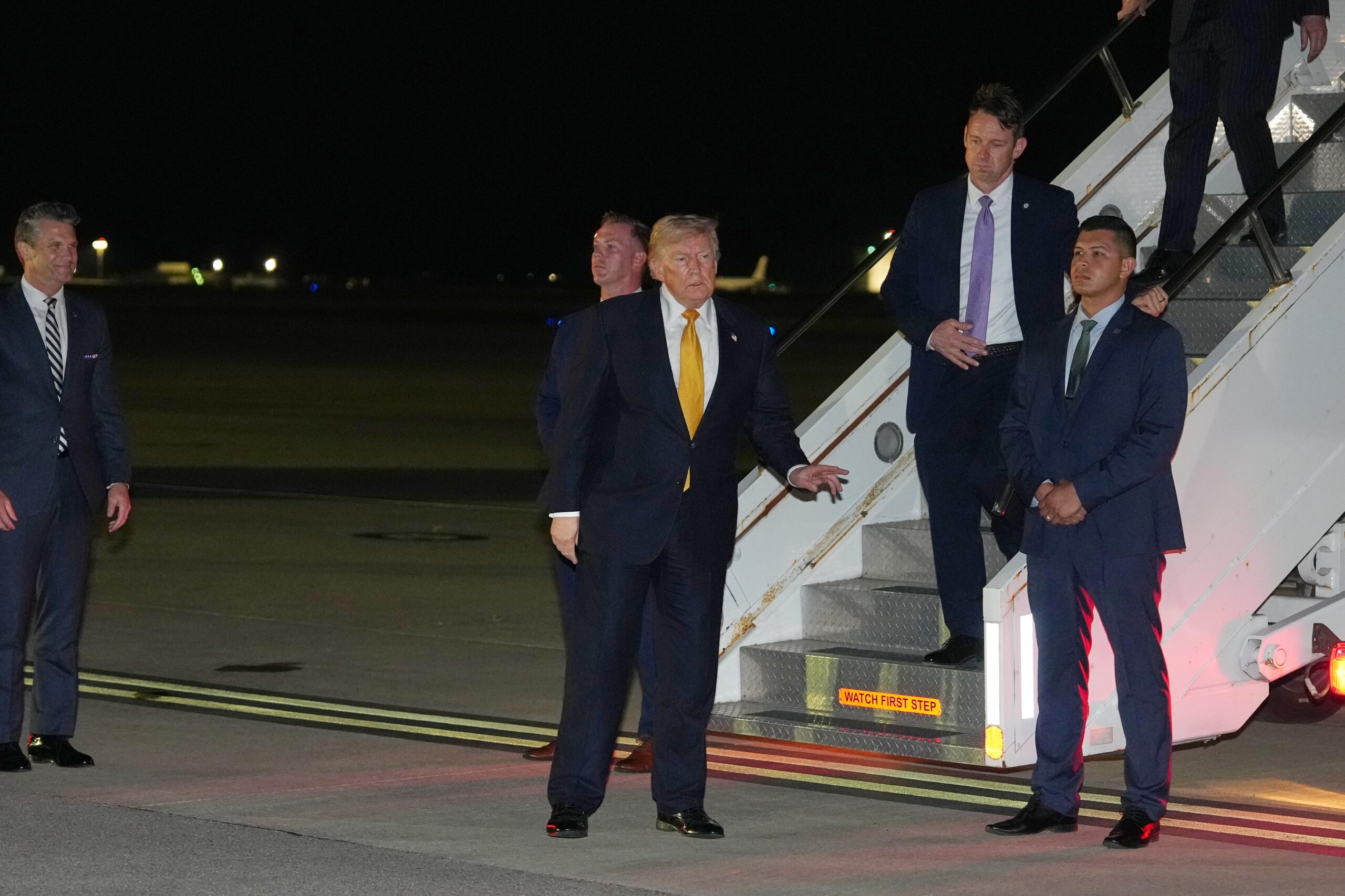 Trump Secretly Used Catering Truck for Plane Swap Over Iranian Threat