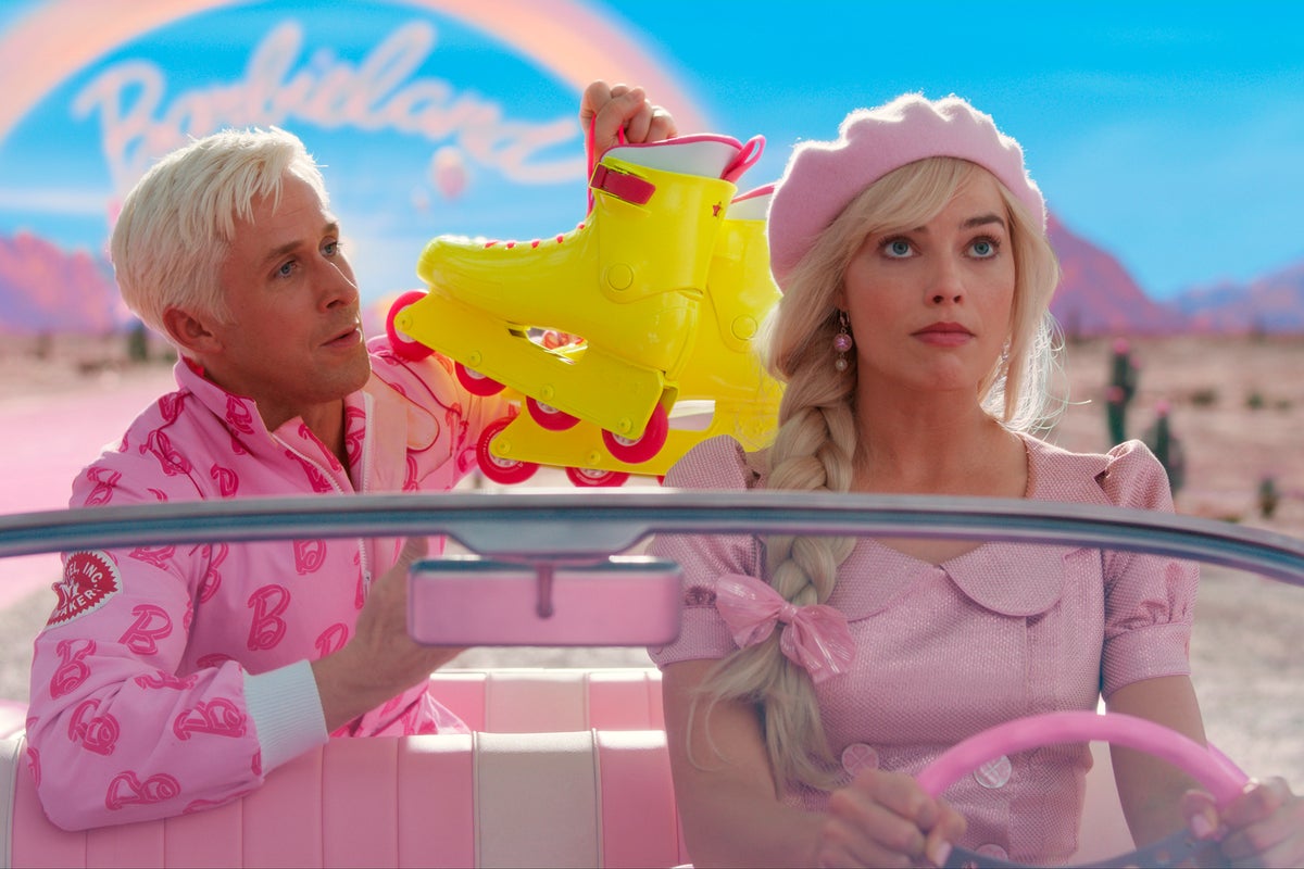 Barbie Sequel Stalled as Warner Bros. Clashes With Robbie and Gosling Over Pay