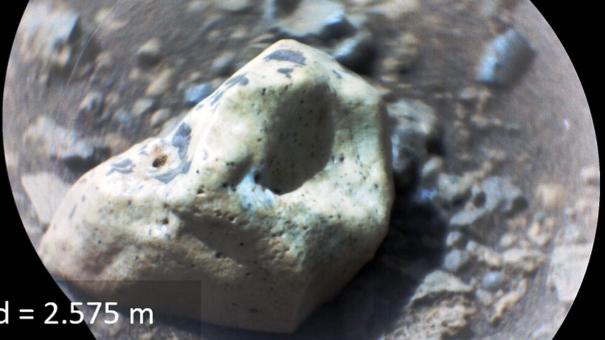NASA Perseverance Rover Discovers Rare Corundum on Mars