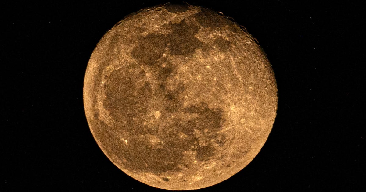 SpaceX Falcon 9 Rocket Upper Stage Crashes Into Moon Near Einstein Crater