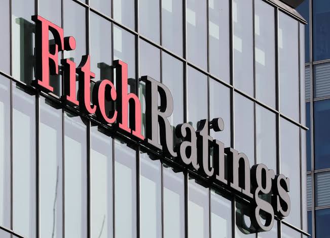 Fitch Affirms Kuwait at AA- with Stable Outlook Amid Regional Pressures
